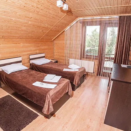 Готель Чарда Hotel