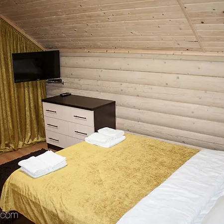 Готель Чарда Hotel