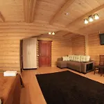чарда Hotell Bukovel